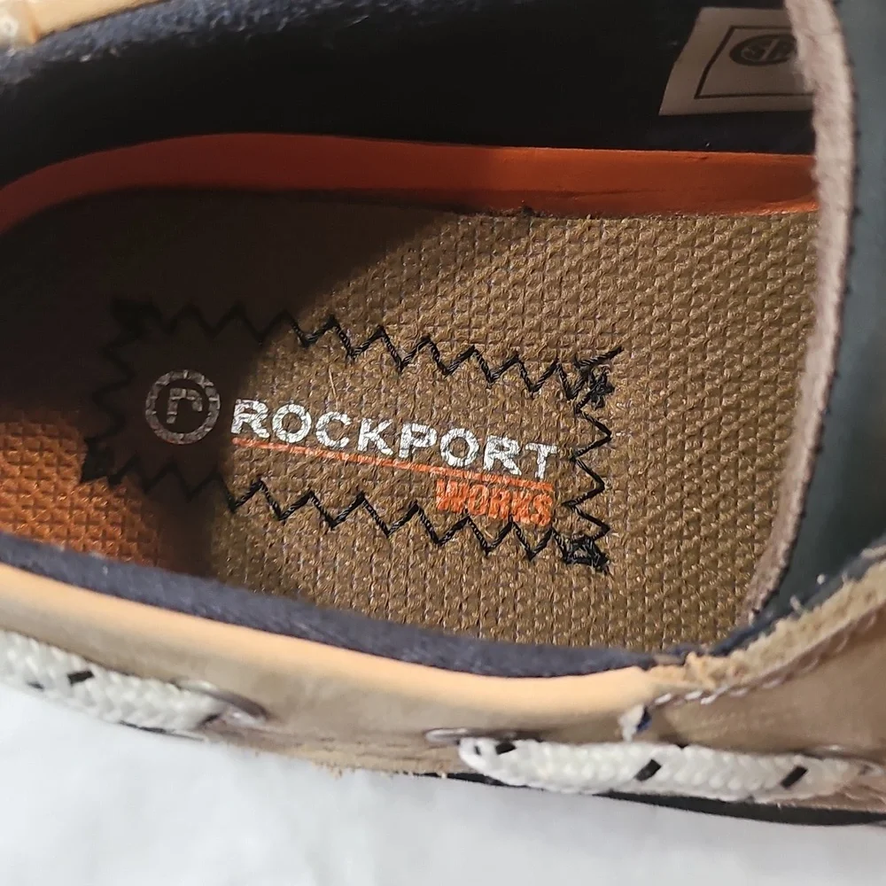 Rockport Women's Leather Navy and Tan Boat Shoes NWOT